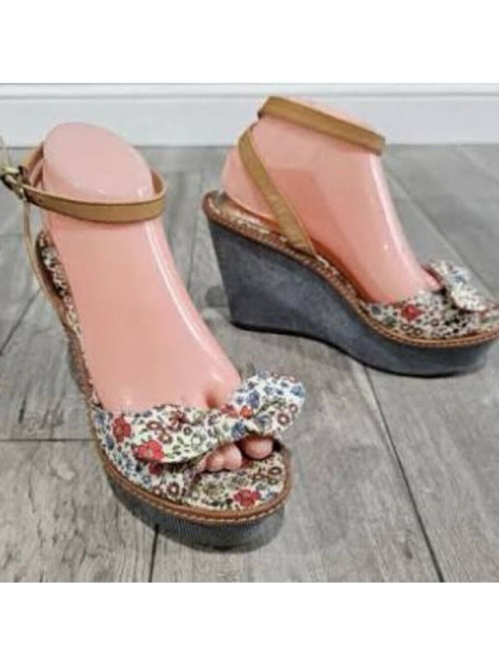 Miss Albright Anthropologie Floral Ani Wedge Denim Platform & Peeptoe Sandals 6